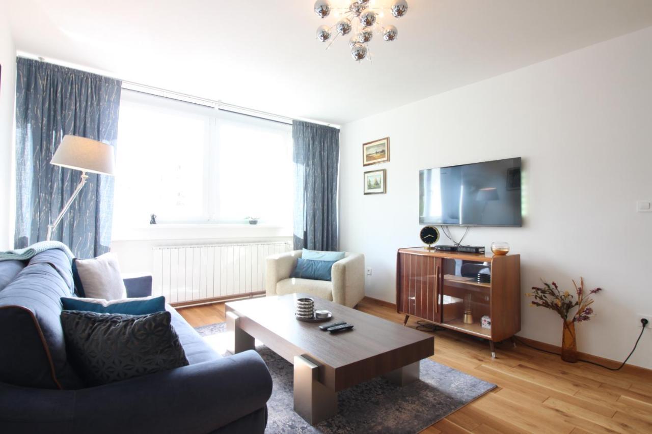 Apartment Lovely *